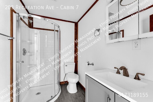 Building Photo - 203 Recreation Ave