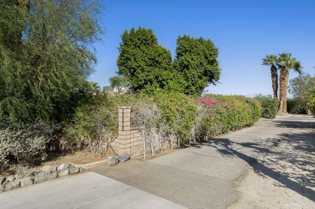 Building Photo - 38820 Bel Air Dr