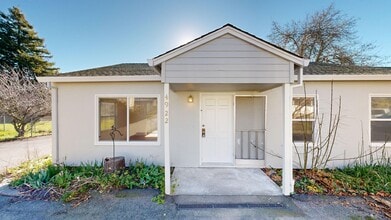 Building Photo - 4920-4922 Sonoma Highway