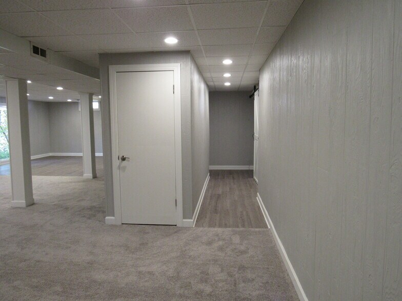 Building Photo - 5213 12th Ave