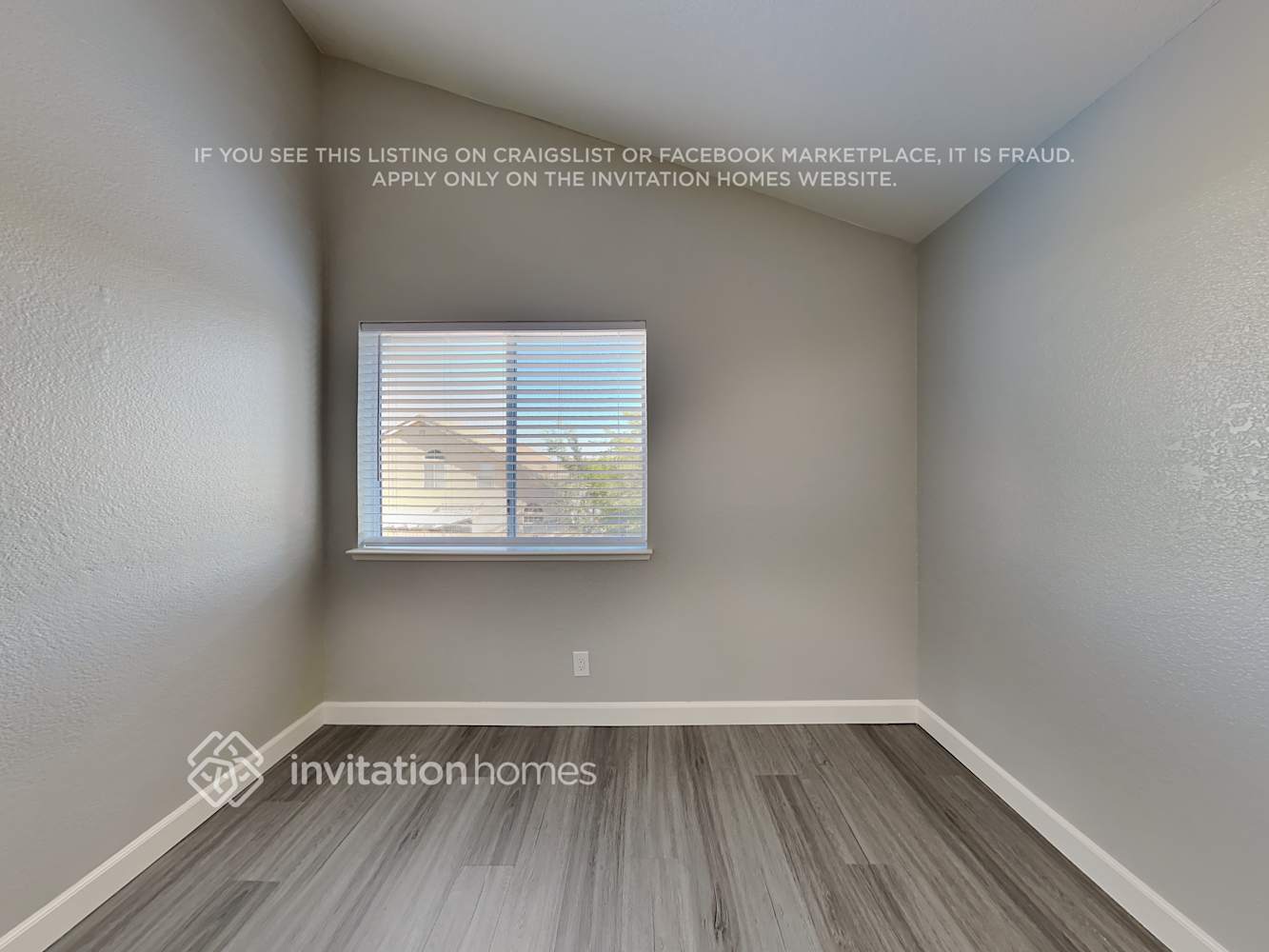 Building Photo - 4052 Tawny Meadow Way