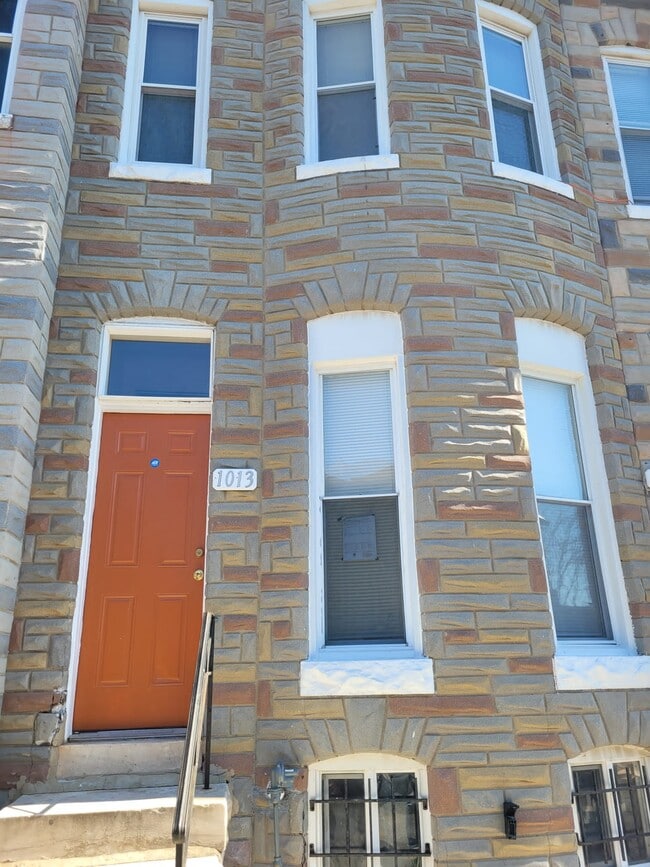 Building Photo - 1013 McKean Ave