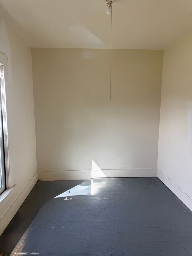 Building Photo - CKJ01