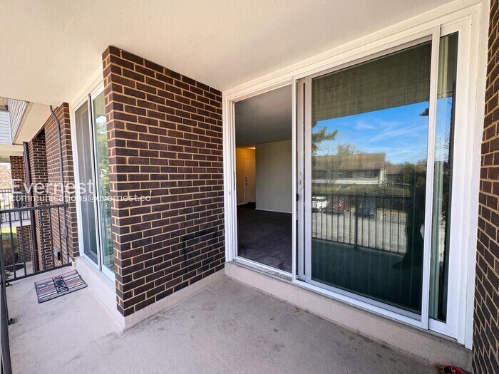 Building Photo - 10202 Prince Pl