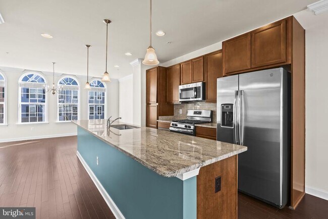 Building Photo - 3030 Mia Ln