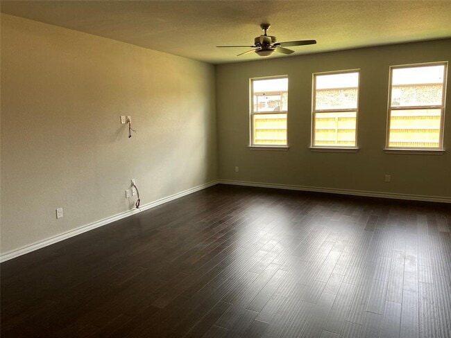 Building Photo - 309 Akumal Ave