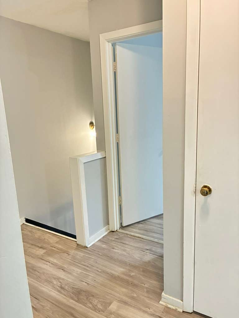 Building Photo - 560 Woodland Hills Pl