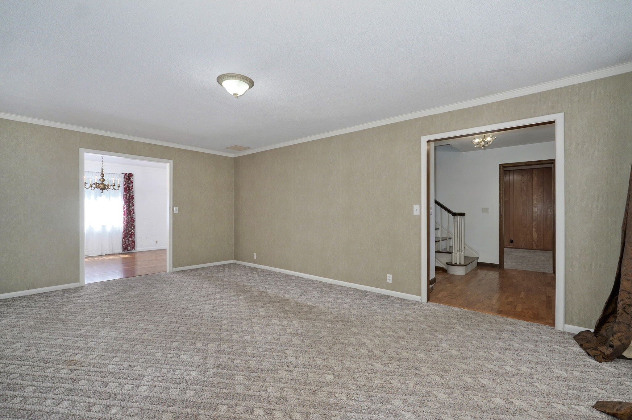 Building Photo - 612 E Glendale St