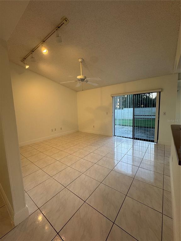 Building Photo - 7910 Glen Abbey Cir