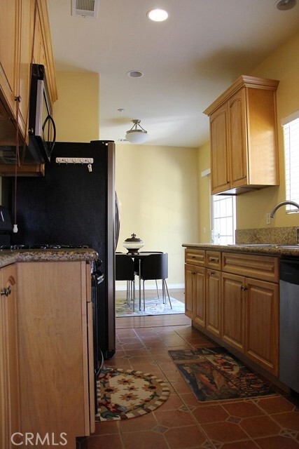 Building Photo - 1203 Huntington Dr