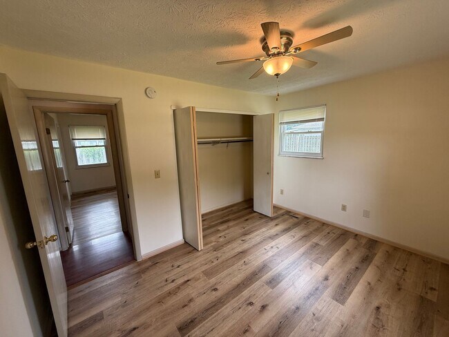Building Photo - 3 Bedroom Home in West Lafayette School District!