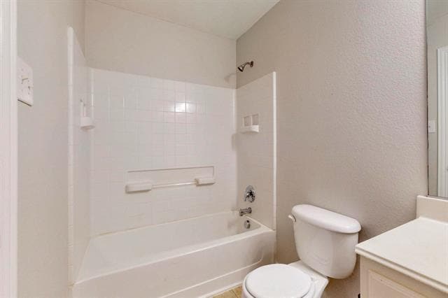 Building Photo - 7809 Enchanted Isle Dr
