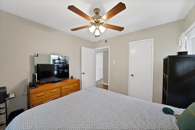 Building Photo - 1400 Lorrie Dr