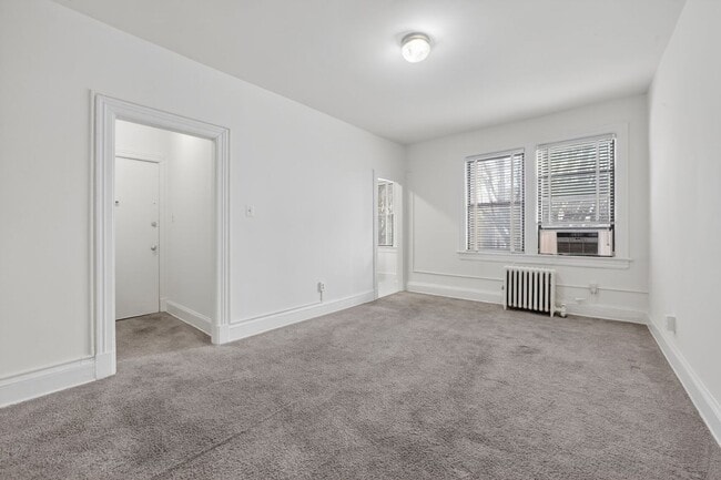 Interior Photo - 5400 LLC - CORPORATE