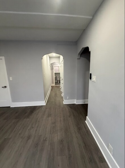 Building Photo - 6102 McCallum St