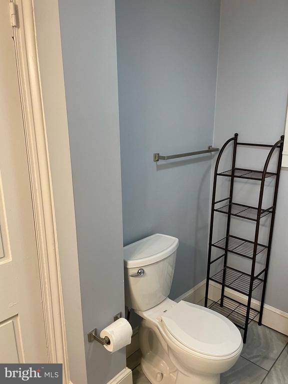 Building Photo - 909 N 2nd St