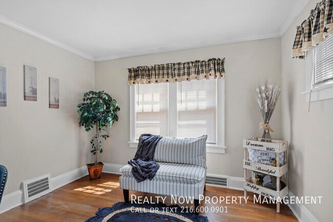 Building Photo - 3276 Tullamore Rd