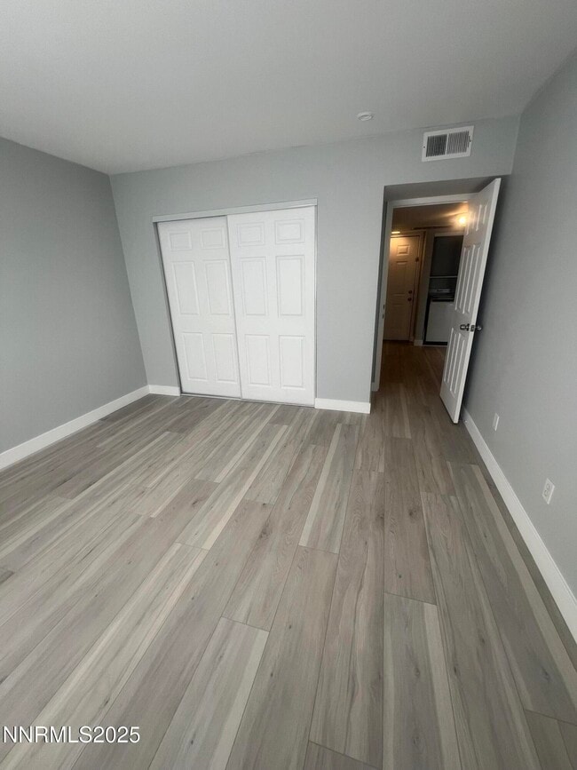 Building Photo - 2555 Clear Acre Ln