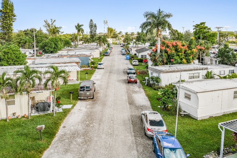 Building Photo - 4732 SW 46th Ln