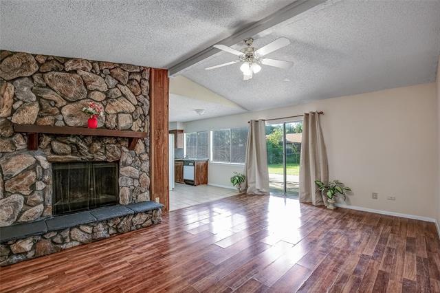 Building Photo - 1717 Palisades Dr