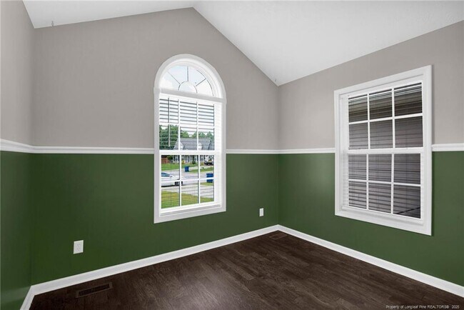 Building Photo - 112 Camrose Ct