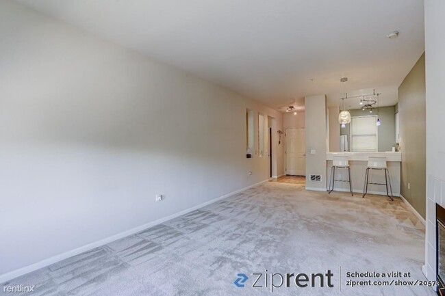 Building Photo - 2 br, 2 bath Condo - 1 Crescent Way, San F...