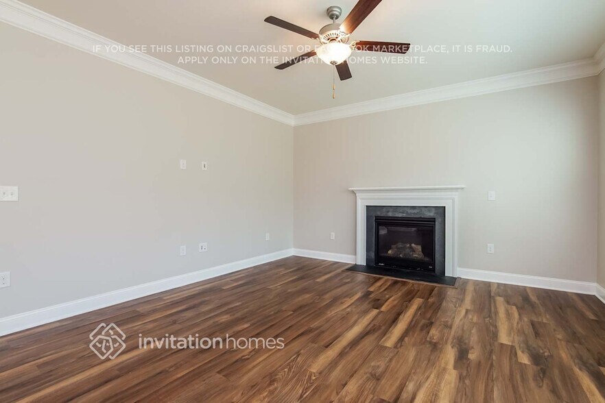 Building Photo - 155 Cliffview Dr