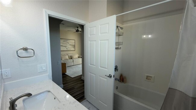 Building Photo - 6466 Cava Alta Dr