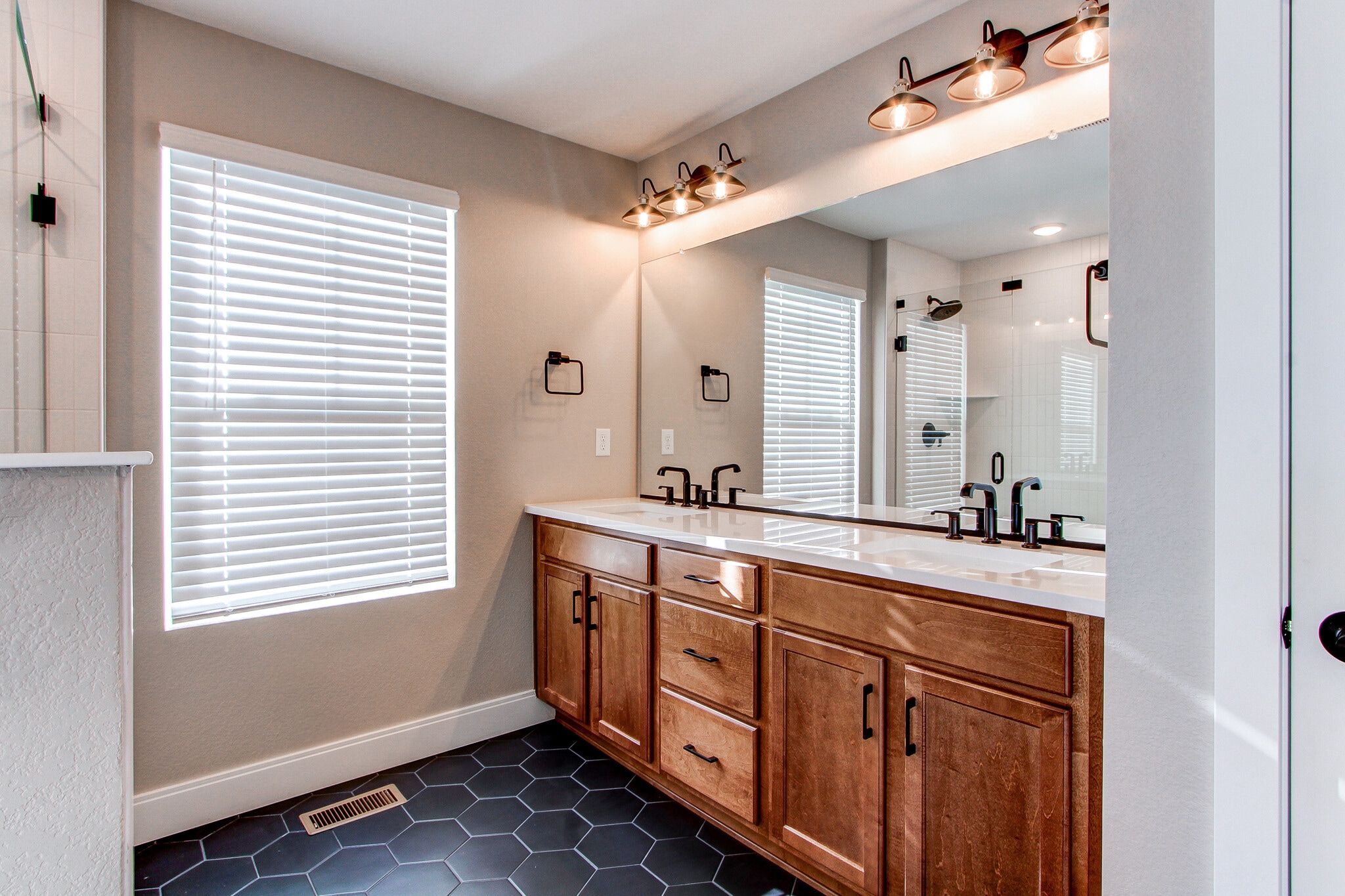 Double vanity sink - 2656 W 68th Pl