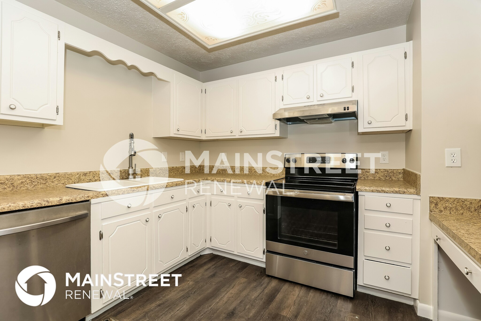 Building Photo - 112 Windward Dr