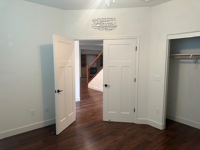 Building Photo - Welcome to this inviting 3-bedroom, 3-bath home located in a desirable Riverbank neighborhood