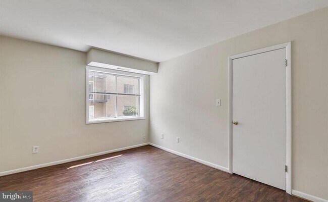 Building Photo - 3408 25th St S