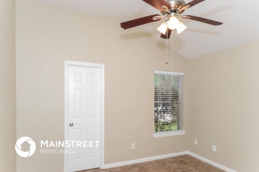 Building Photo - 2127 Whittier Dr