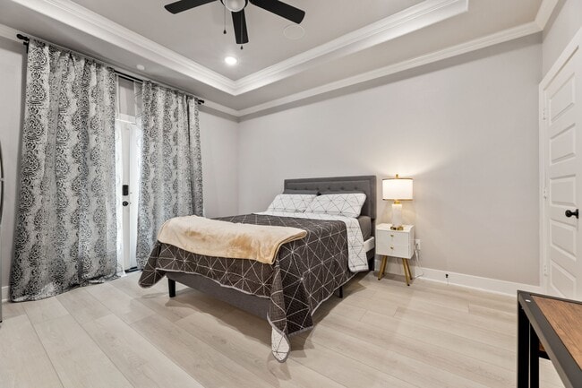 Building Photo - 8521 Brandon St