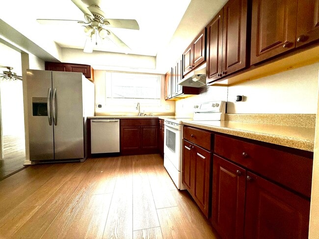 Building Photo - 2665 Sumac St