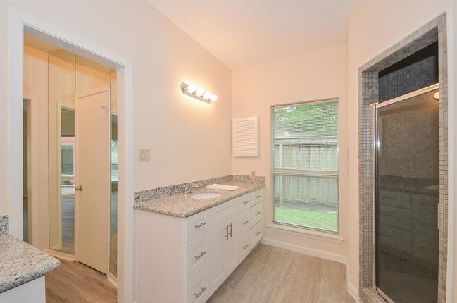 Building Photo - 1106 Brecon Hall Dr