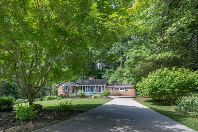 Main House - 2320 Tanglewood Cir NE