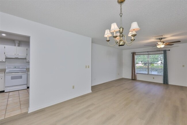Building Photo - 1219 Wild Feather Ln