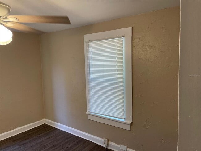 Building Photo - 2010 28th Ave N