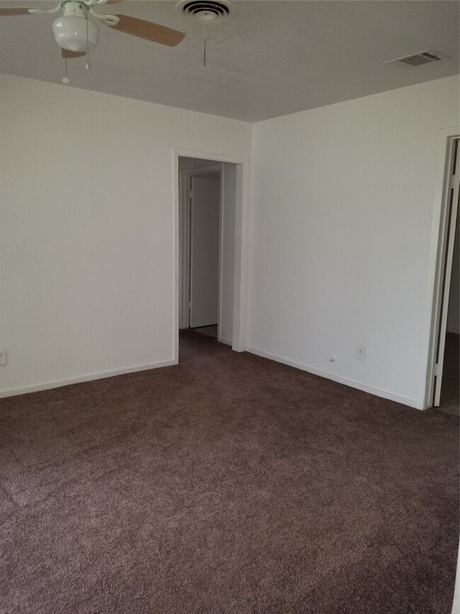 Building Photo - 7630 Claiborne St