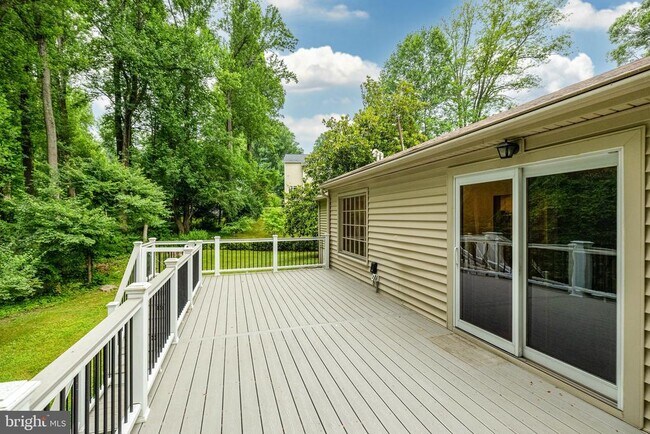 Building Photo - 9622 Cinnamon Creek Dr