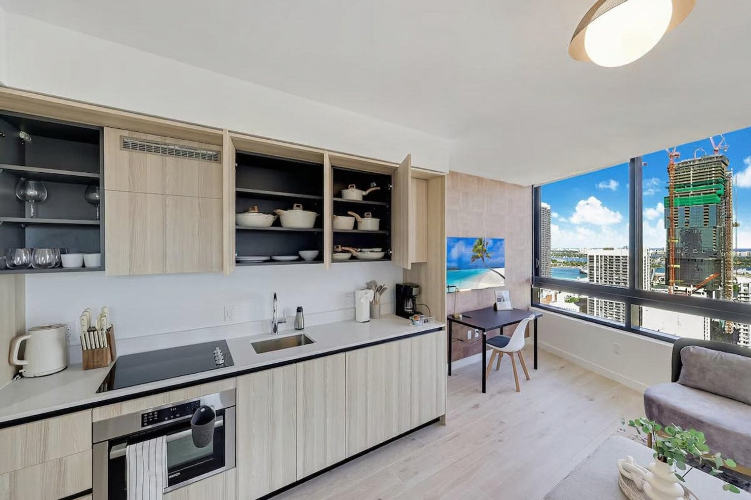 Building Photo - 30 2nd St