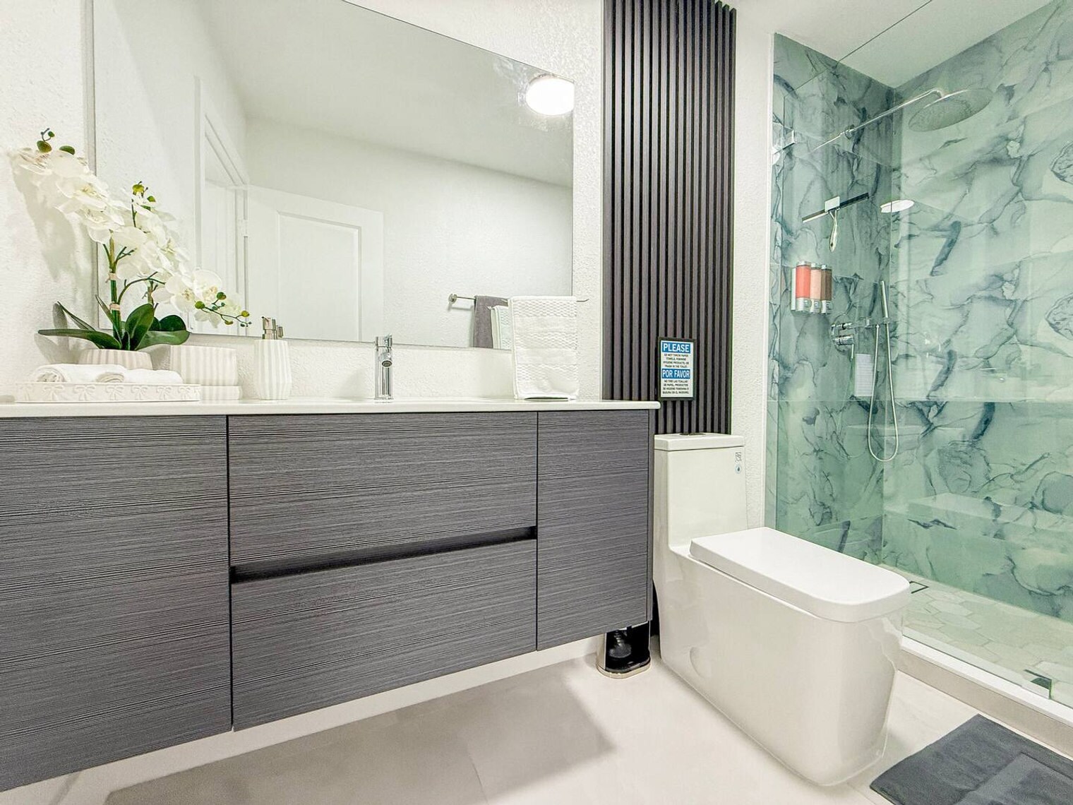 Building Photo - 7904 Juniper St