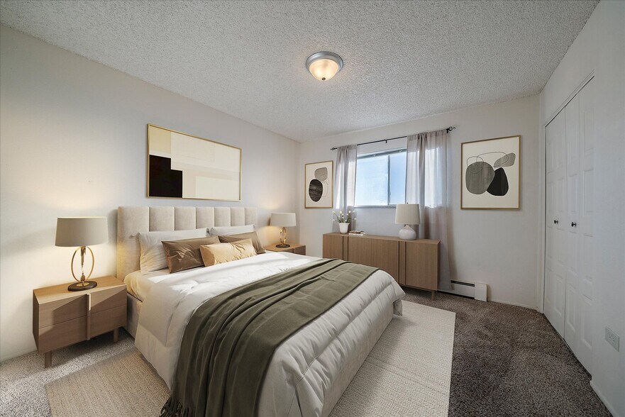 Building Photo - 4569 S Lowell Blvd