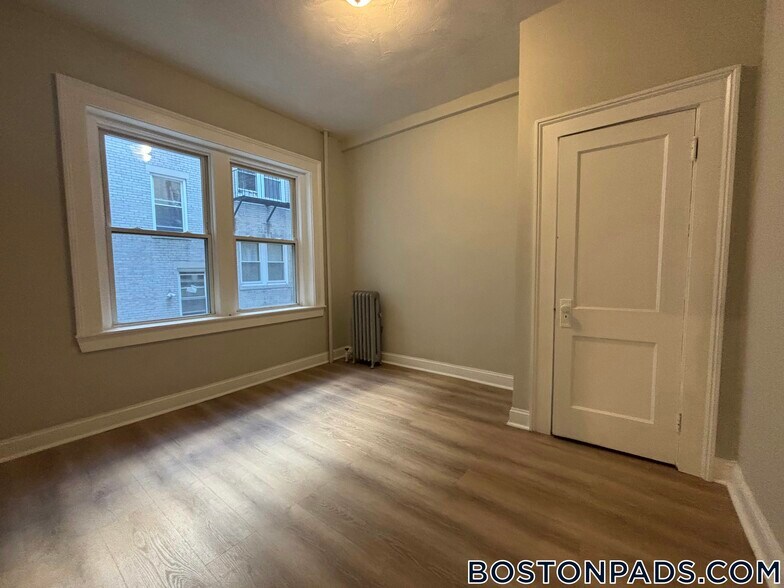 Building Photo - 1189 Commonwealth Ave