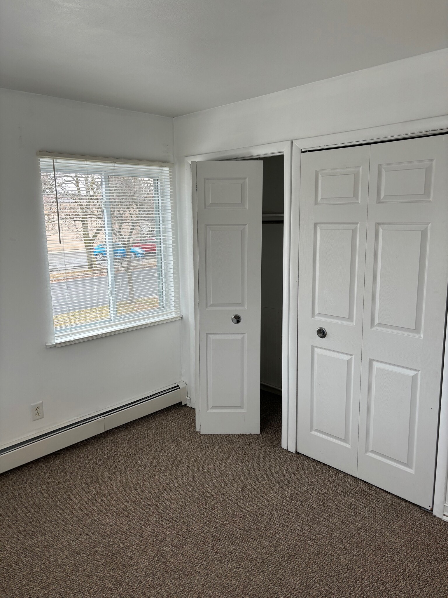 Building Photo - 121 W William St