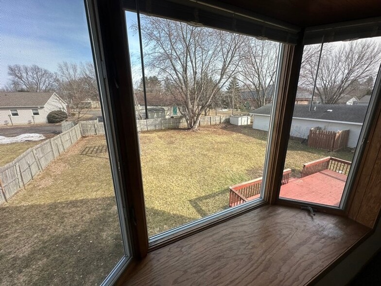 Building Photo - 1802 Talen St