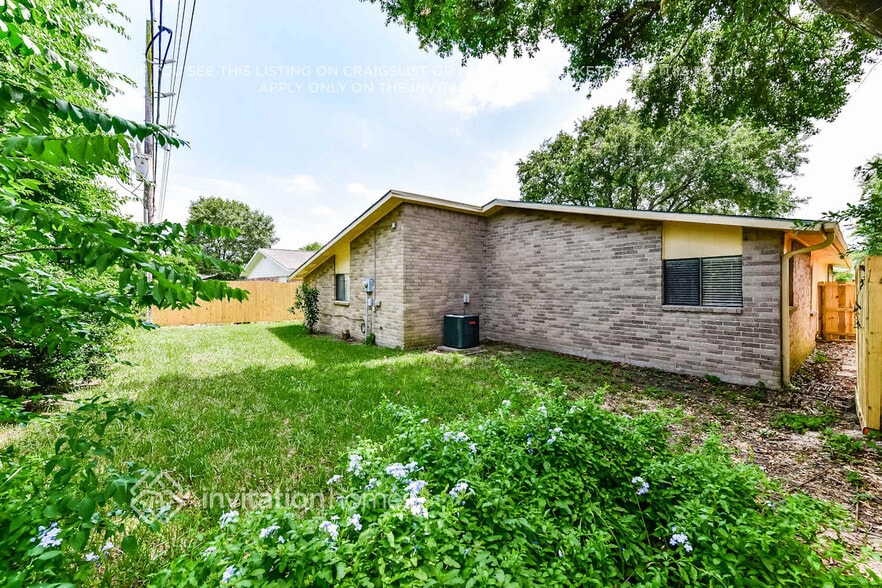 Building Photo - 5126 Girnigoe Dr