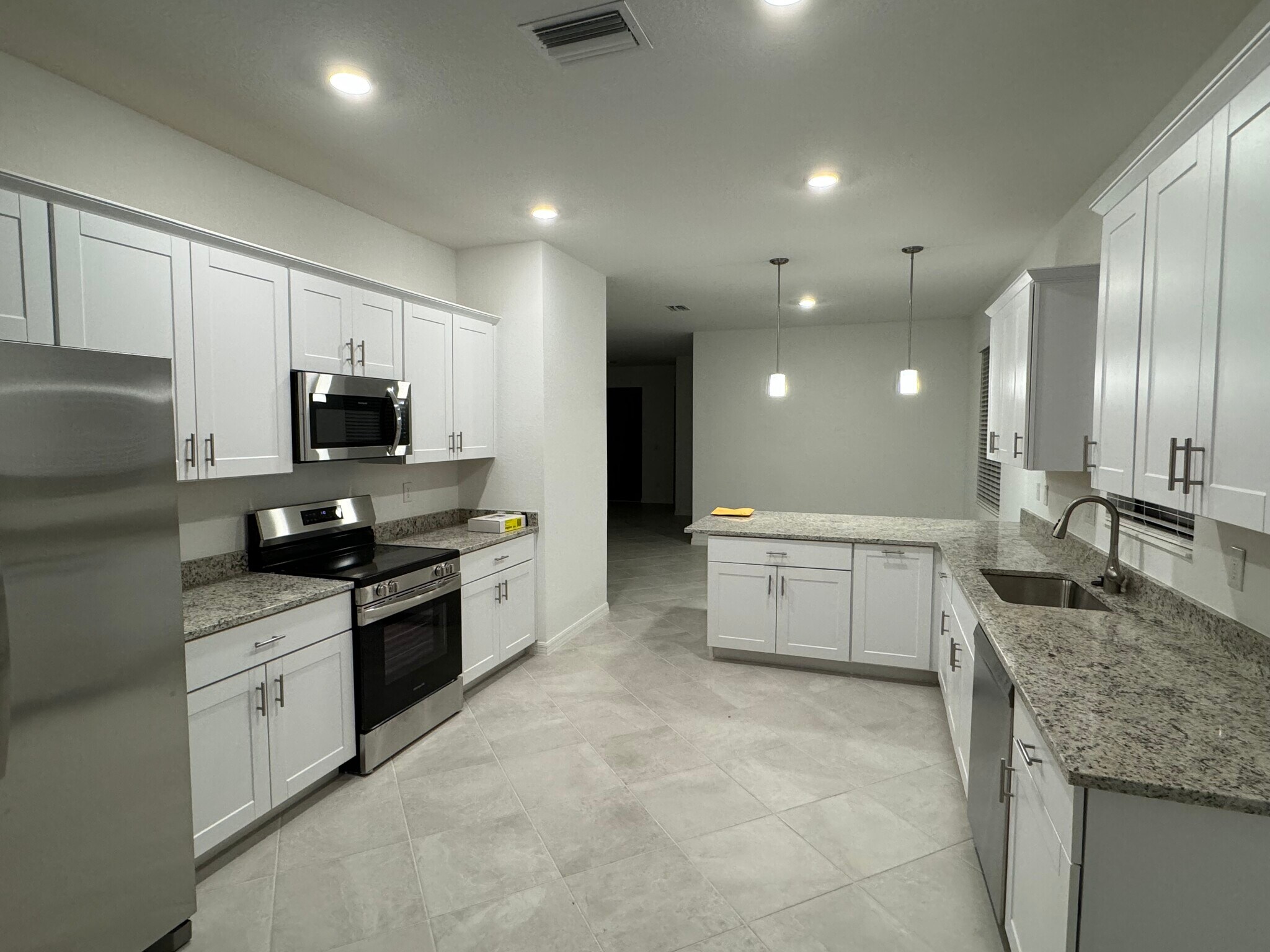 Building Photo - 16851 Cayo Key Dr
