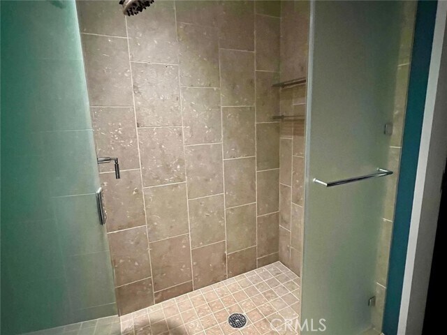 Building Photo - 6250 Hollywood Blvd